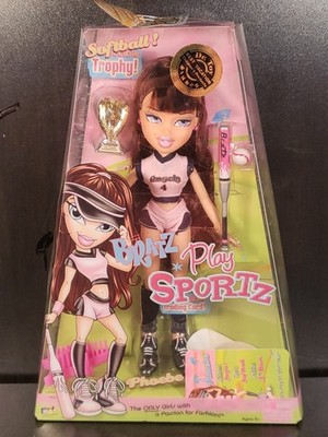 Bratz Play Sportz Phoebe Sugar Softball Player Doll Vintage New.