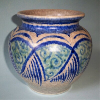 English Arts & Crafts Deco Pilkington Royal Lancastrian Rodgers / Radford Vase