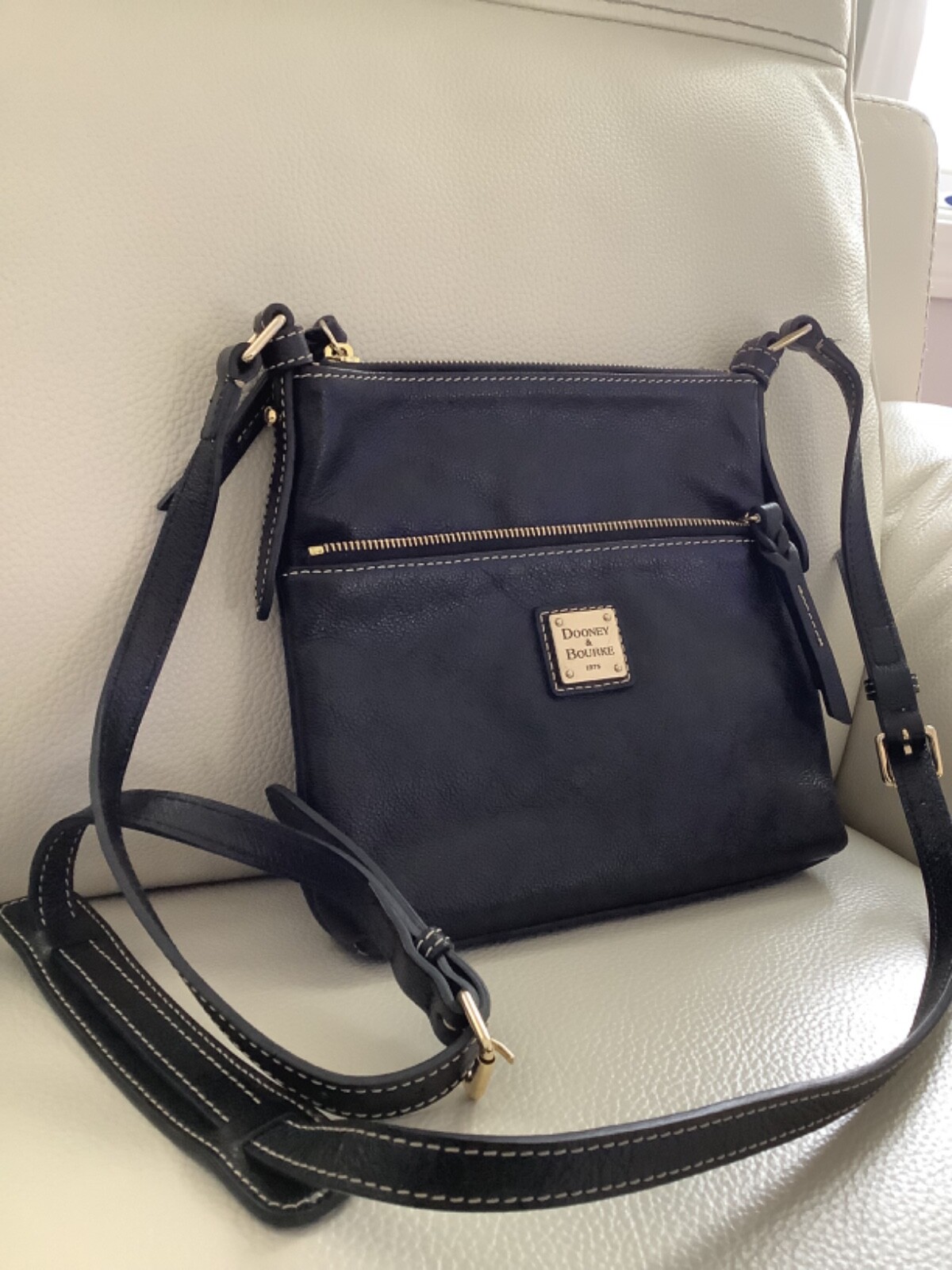 Dooney & Bourke Solid Black Pebbled Leather Cross… - image 3