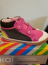 Brand new, See Kai Run Shoes, Girls, Size 3 Youth, Pink/ Charcoal, Vel-cro