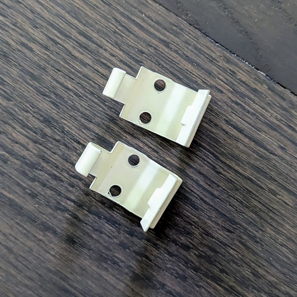 Soportes para mini persianas Levolor, crema, 1 par Foto 3 de 4