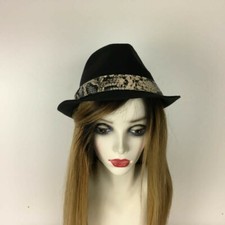Women Hat Black With Band Animal Print Faux Leather  Polyester Size M DMS29