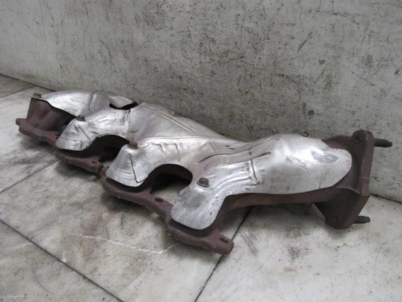 Coletor de escape 02 03 04 05 06 07 08 09 10 11 12 13 14 GMC YUKON XL 1500 - Imagem 3 de 4