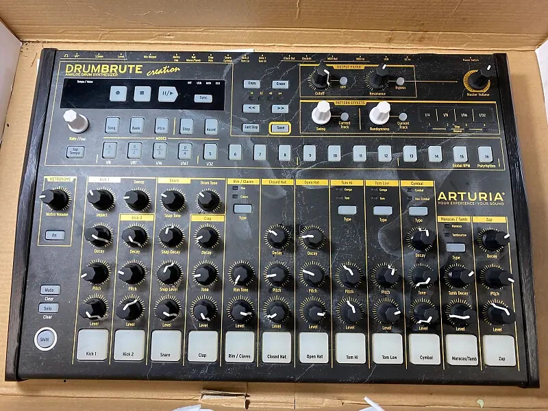 Arturia DrumBrute 