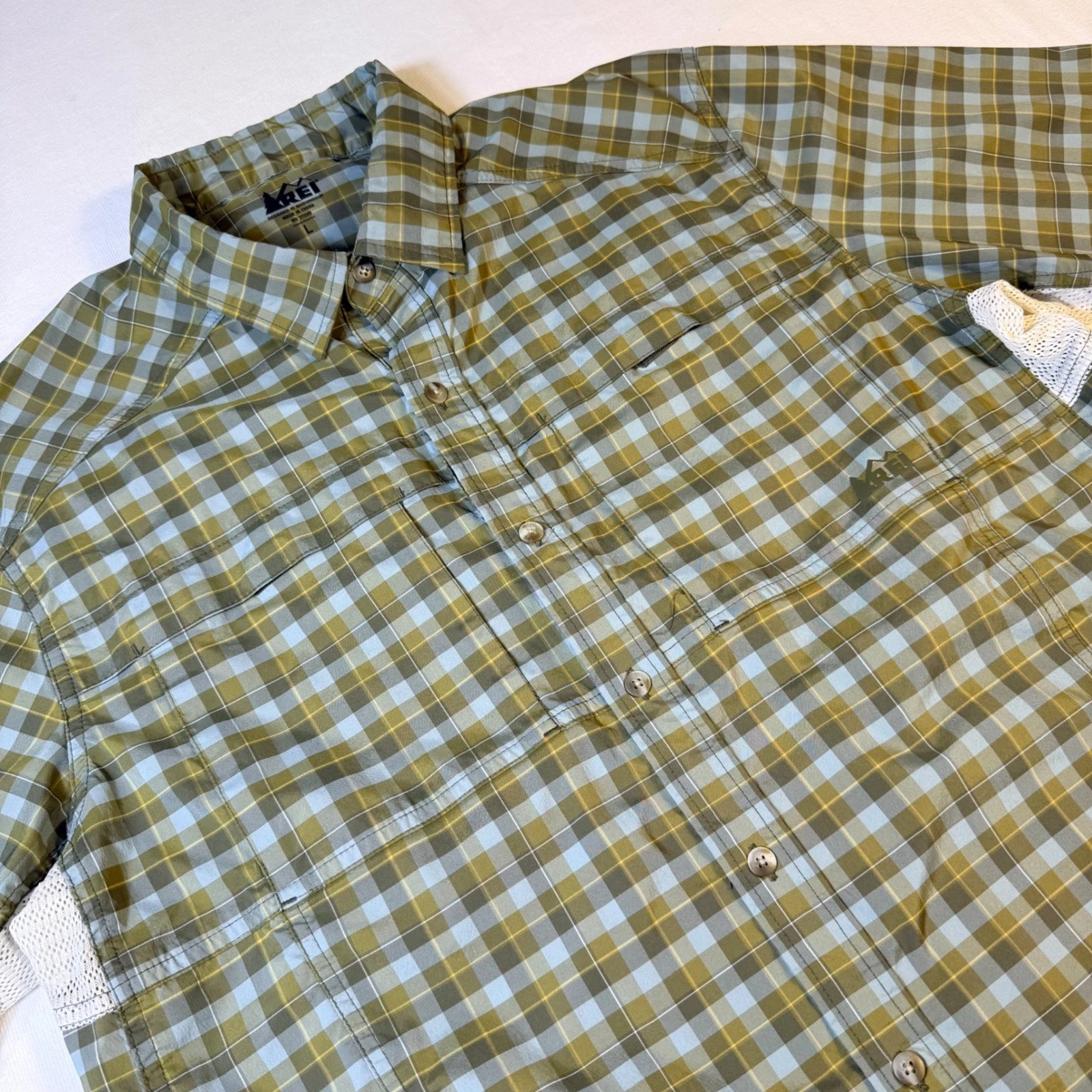 REI Hiking Shirt L Green Blue Plaid Vented Short Sleeve Button Fishing Camping