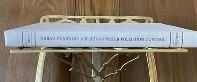 Urban Planning Aspects of Water Pollution Control 1969 Sigurd Grava HC