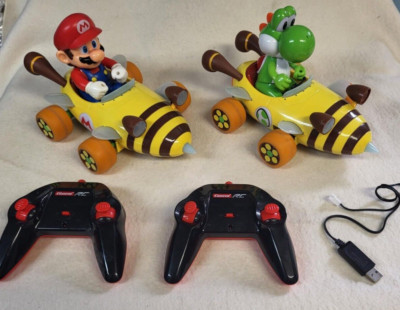 Yoshi / Mario Bumble V RC Car w/ Remote x 2 + Charger Carrera
