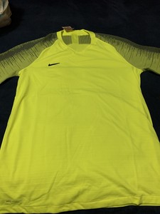 Nike Vaporknit II Soccer Jersey Volt Mens NWT AQ2674-702 Size Medium M $70 191888985227 | eBay