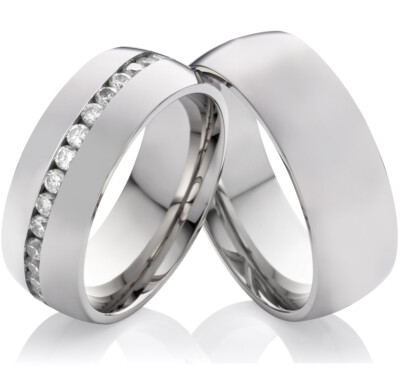 Eheringe Partnerringe aus Edelstahl umlaufenden Zirkonias und Lasergravur P086 