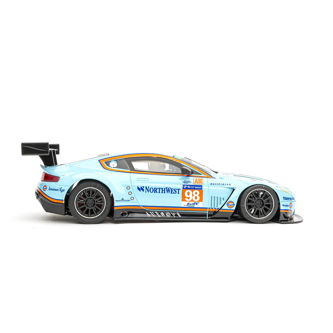 NSR 1/32 アストンマーティン　ASTON MARTIN NSR 1/32 アストンマーティン ASTON MARTIN