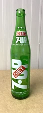 Vintage Soda Pop Beverage Bottle  - ACL -  Diet 7-UP   16 Oz