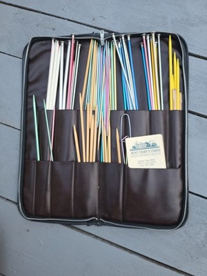 Vintage Knitting Needles Zippered Case Tapestry crafts Needles Included