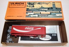 Coca-Cola Spielzeug Auto Satttelauflieger Ulrich USA 1982 Bausatz Metall TT193