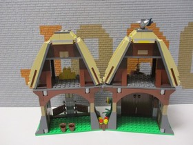 (R3/9) Lego Barn from 7189 Attack on the Mill Village with BA