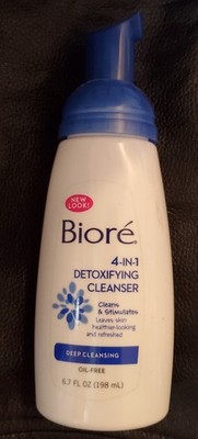  Biore- 4-in1 Detoxifying Foam Cleanser - 6.7 Fl.Oz. Oil-Free AUTHENTIC