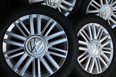 Original VW UP 1S0601025AR Winterräder 185/55 R15 82T DOT:20 ca.5.9-6,2mm