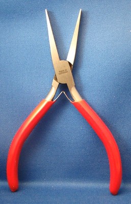 Extra-duty 5-1/2'' Extra-long Flat Nose Pliers