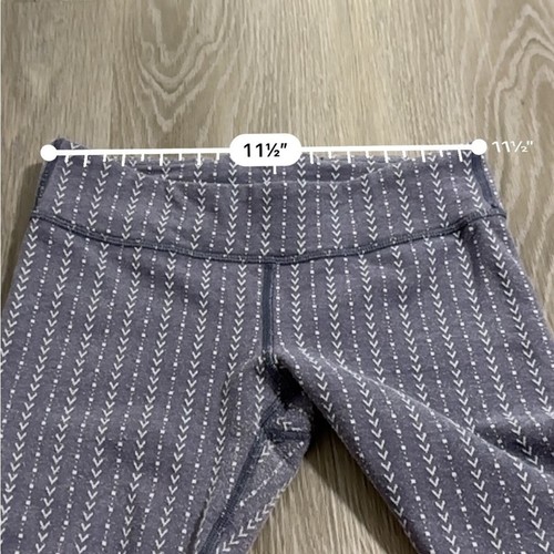 Lululemon Ivviva Navy Blue Purple Rhythmic Arrow Dot Print Mid Rise Leggings 12 - Picture 11 of 13