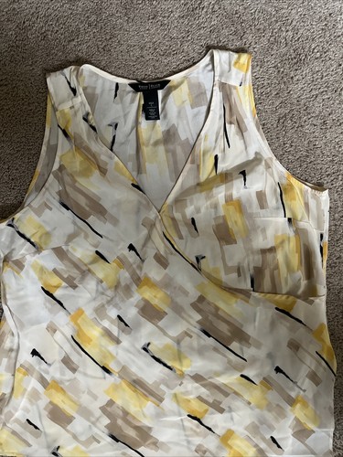 White House Black Market Womens Multicolor Geometric Silk Top Size L Barely Used - Picture 3 of 6