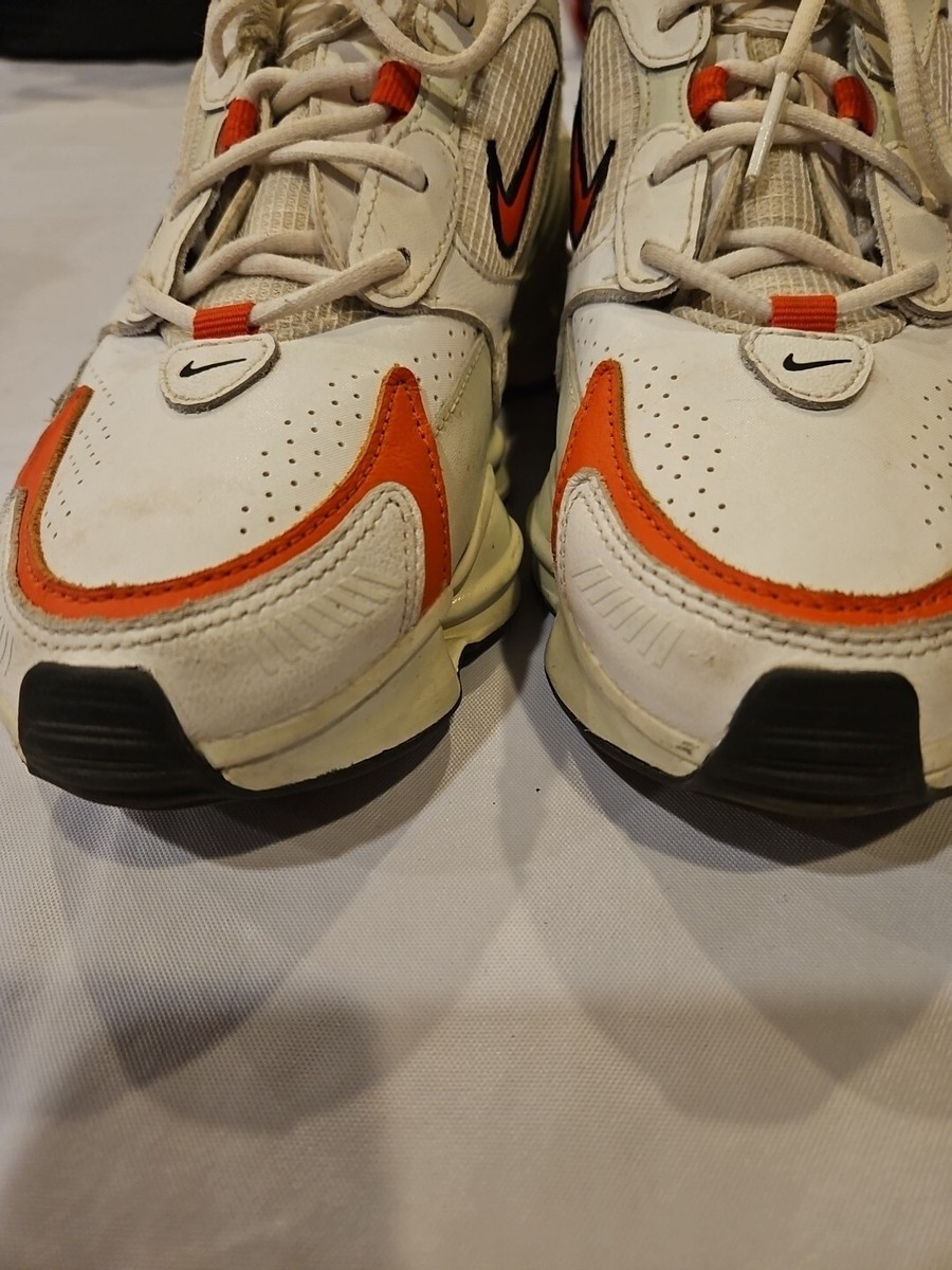 NIKE SHOX TL NOVA WHITE TEAM ORANGE WOMENS SHOE SIZE 7 (RARE NIKE SHOX TL NOVA WHITE TEAM ORANGE WOMENS SHOE SIZE 7 (RARE
