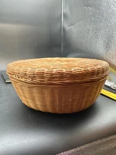 Boho Round Rattan Wicker Fruit Basket with Lid Bread Basket Sewing Storage