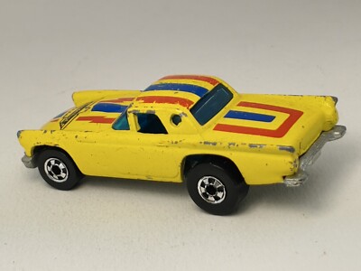 Hot Wheels 57 T-Bird Thunderbird Yellow with Porthole Hong Kong