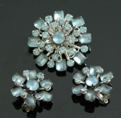 Vtg Smokey Ice Blue Rhinestone Crystal Pin Brooch Earrings 2pc SET