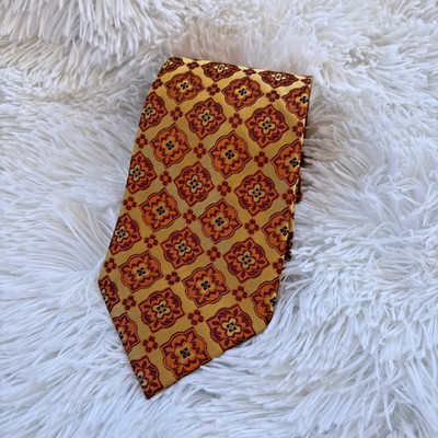 Classic RENZO Men s Tie 100 % Silk Abstract Gold Logo print Made in China