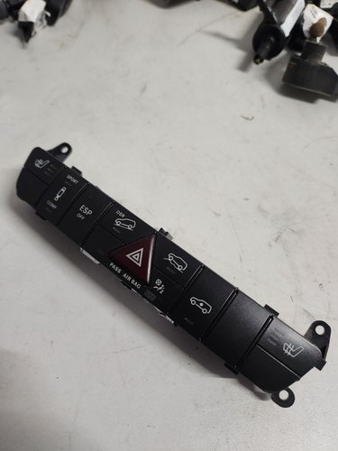 Mercedes W164 ML Schalterleiste ESP SHZ Warnblinker A1648702810 2008