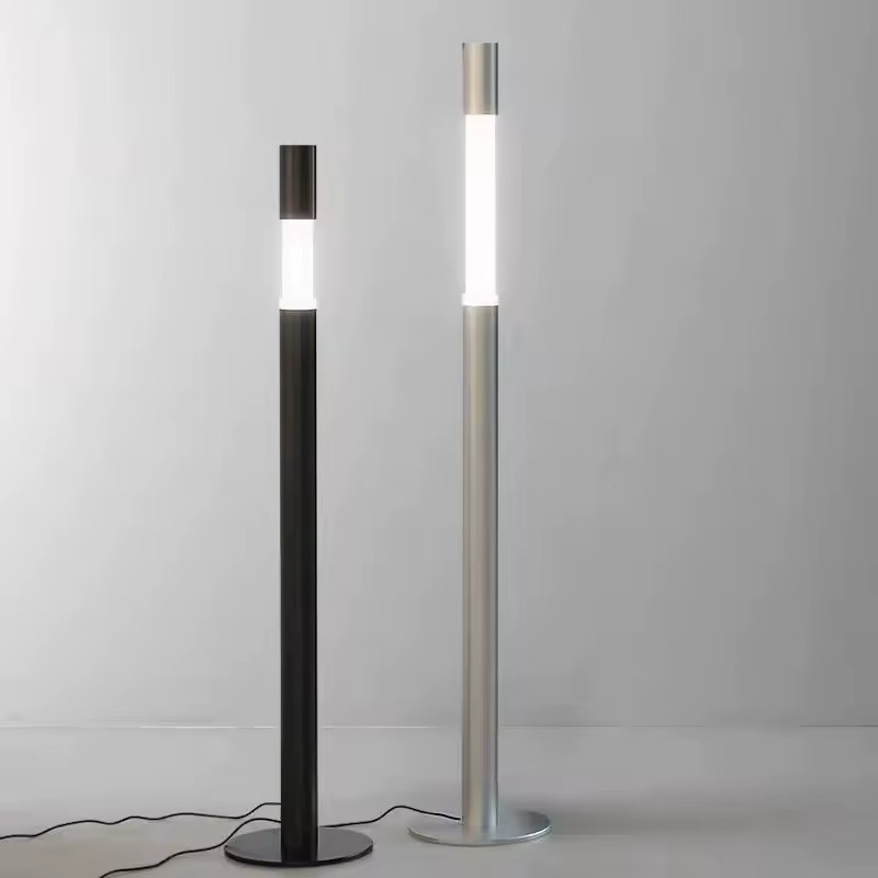 Lampadaire LED noir et chrome avec interrupteur tactile pour salon