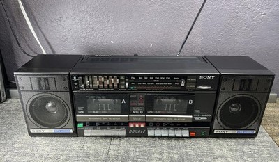 SONY CFS-W600 STEREO AM/FM  CASSETTE RADIO BOOM BOX W/DETACHABLE SPEAKERS 72341