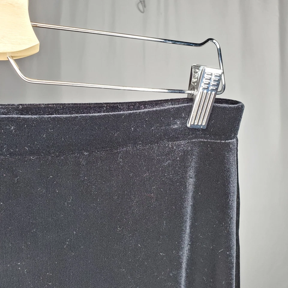 Maxi Falda Recta Terciopelo Merona Mediana De Colección Negra Elástica Pullon Hendidura Grunge Foto 4 de 4