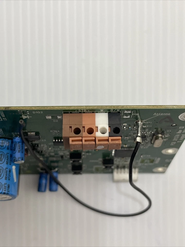 Placa lógica de circuito Genie Overhead Door 850/2029/1035/2028 38136S Foto 3 de 4