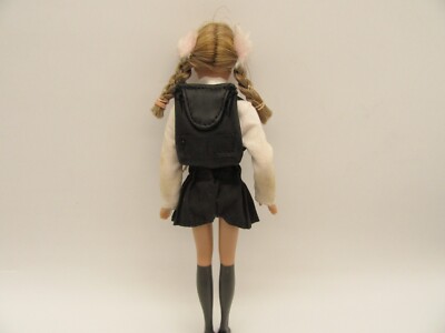 2000 Britney Spears 6 1/2'' Doll ''Hit Me Baby One More Time