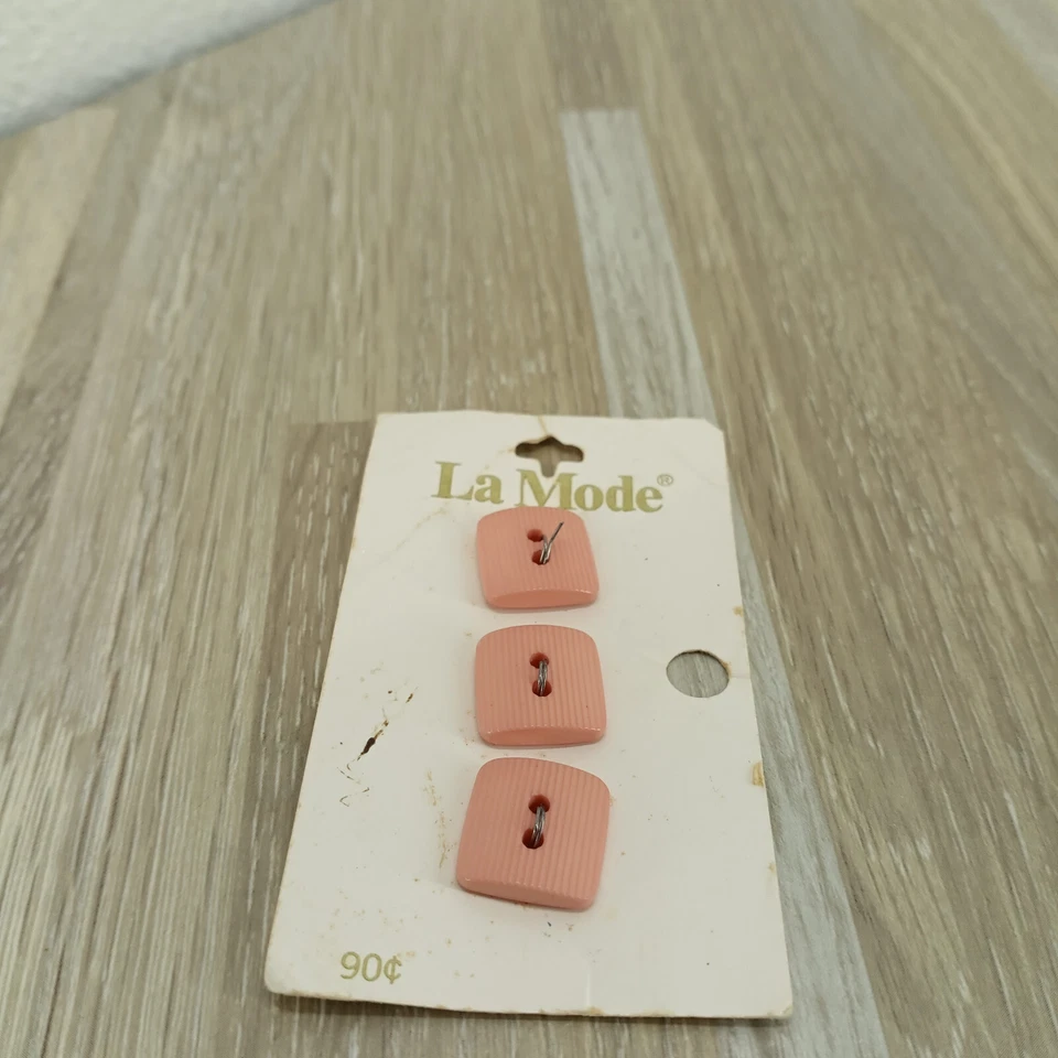 Button Lot Carded La Mode Square & Oval Craft Sewing Closures & Connectors - Image 2 of 4