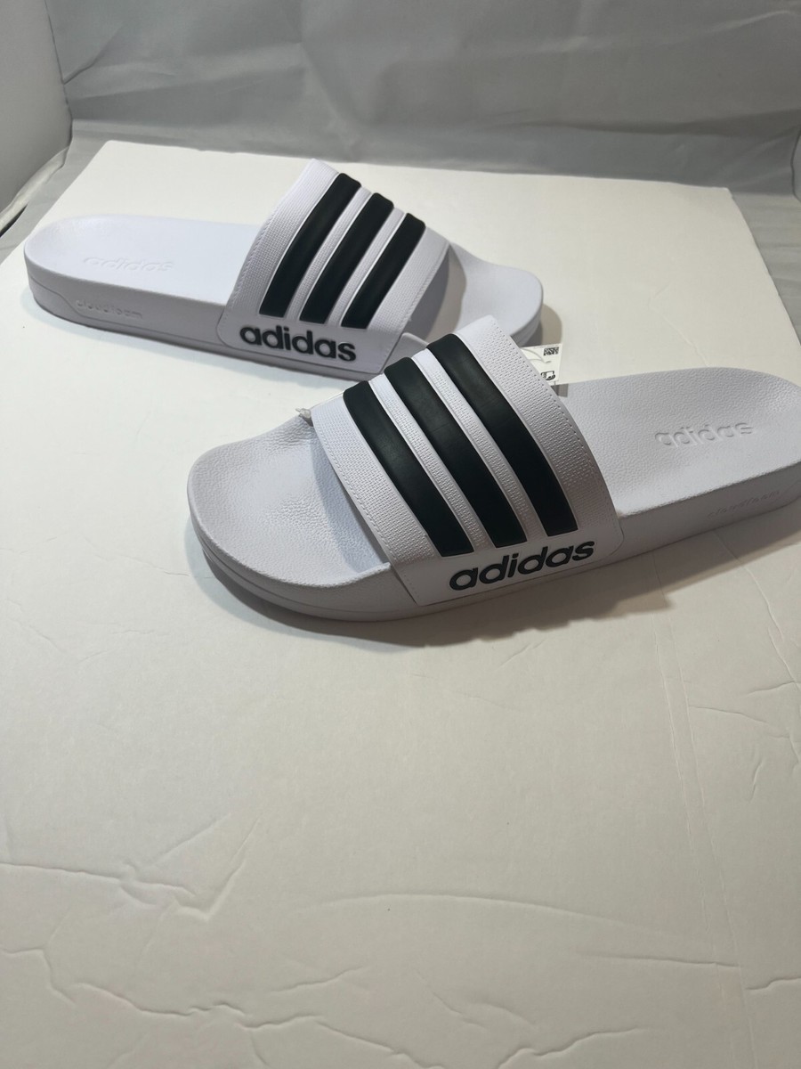 NWB Adidas Men display picture 2