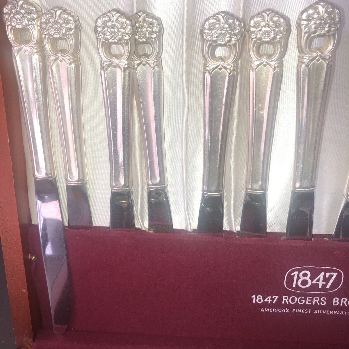 1847 Rogers Bros. eternallyyoursカトラリーセット Roger Bros. 84-pc Flatware Set: Eternally Yours Silverware w