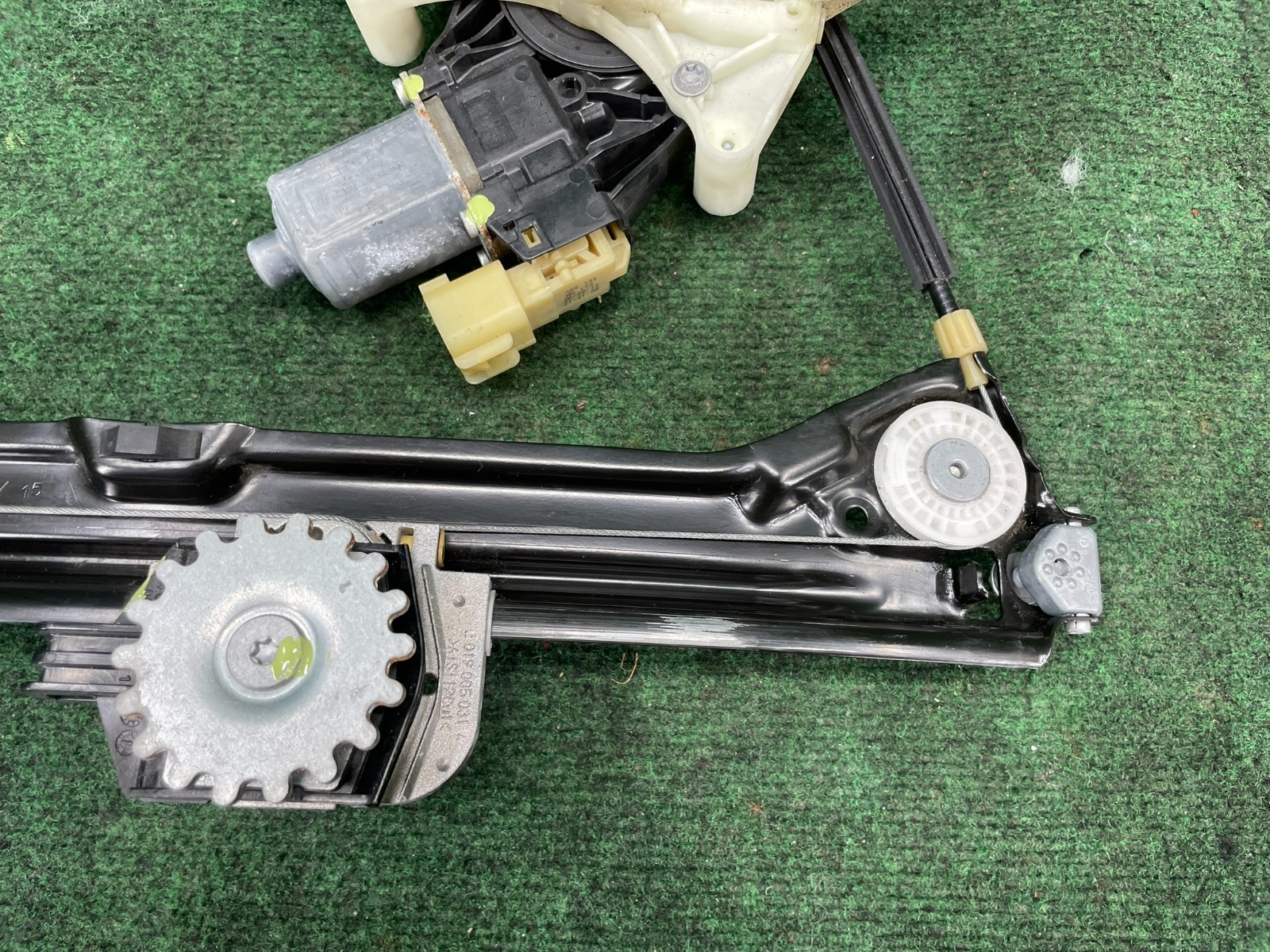 🛑 2014-2017 Maserati Ghibli Front Right Side Door Window Regulator Motor OEM