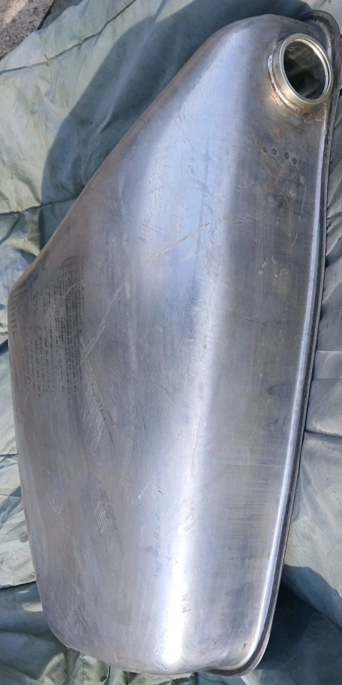 84 JAGUAR XJ6 XJ12 TANQUE DE COMBUSTIBLE GAS SERIE 3 2 4.2 LH IZQUIERDO GAS CAC55231 74K Mikes Foto 3 de 4