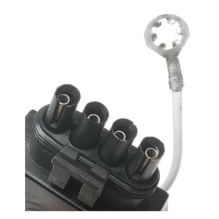 Conector de remolque TC412A de encendido estándar Foto 2 de 4