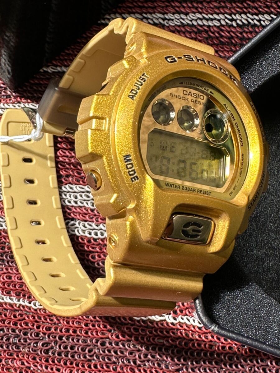 New Casio G-Shock Dw-6900Gd Gold watch dw-6900 limited New Casio G-Shock Dw-6900Gd Gold watch dw-6900 limited