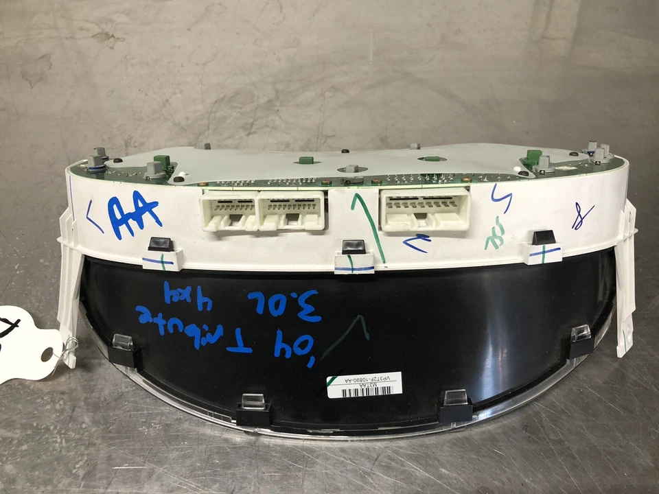 Cuadro medidor velocímetro instrumento Mazda Tribute 2003 2004 Foto 2 de 4