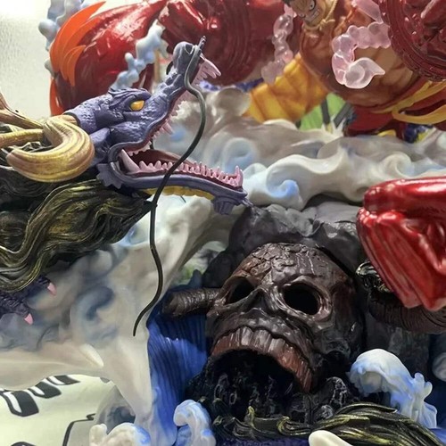 22cm One Piece - Monkey D. Luffy vs Kaido, Action Figure in PVC, Modello - Foto 8 di 13