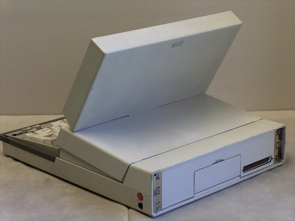 Computadora personal convertible IBM 5140 PC con lote de piezas y accesorios - para piezas Foto 4 de 4