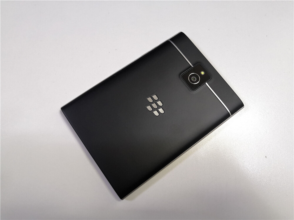 Original BlackBerry Passport Q30 (SQW100-1) 32GB+3GB 13.0MP