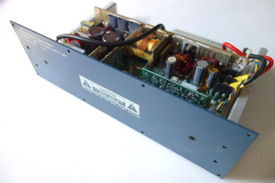 SOUNDCRAFT BROADWAY 230VAC 5VDC 110W Netzteil Einschub CONTROL SURFACE PSU
