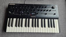 Modal - Argon 8 - Wavetable Synthesizer - 37 ...