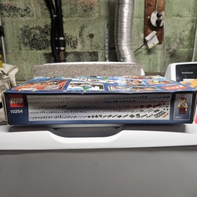 LEGO Creator Expert Winter Holiday Train 10254 734pcs Box & Instructions