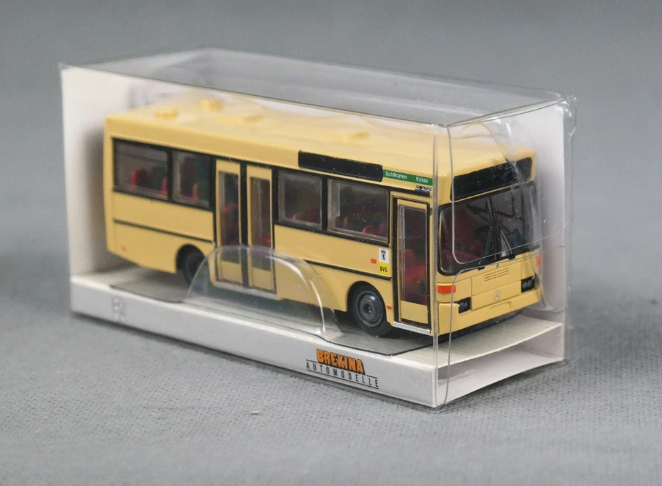 BREKINA 52277 H0,1:87 Stadtbus MB O 402 "BVG Berlin" - NEUHEIT 2025! - Bild 3 von 4