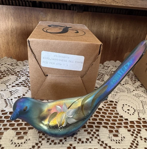 Fenton Art Glass Favrene Floral Happiness Bird NEW NIB 2007 Cutshaw